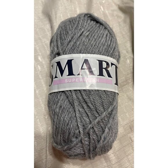 1 Skein Sandnes Garn Smart Superwash Wool Yarn DK Wt. 1042 1098 Lt. Gray - Picture 1 of 7
